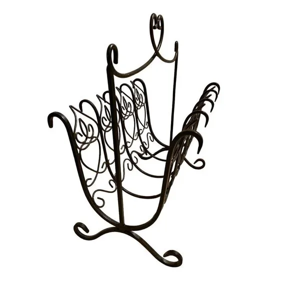 Vintage Black Wrought Iron Heart Scroll Magazine Rack Holder 16 X 14 X 10 in - Picture 1 of 2